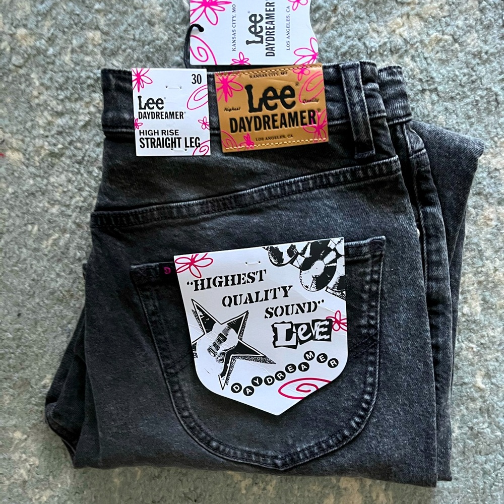 🔥SALE🔥NWT Lee x Daydreamer high-rise straight leg jeans (30)